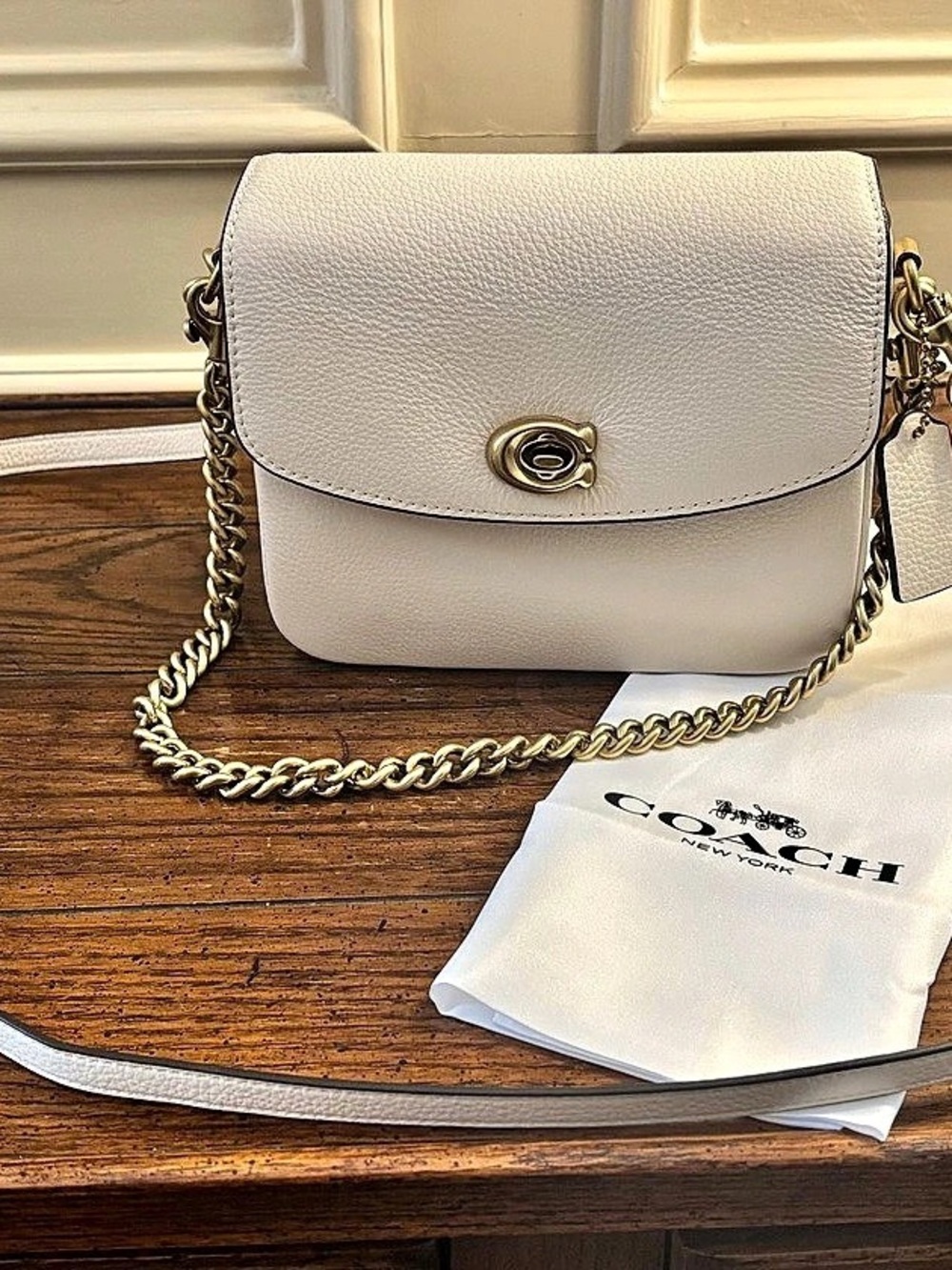 Coach Bandit Shoulder Bag White Crossbody Bag